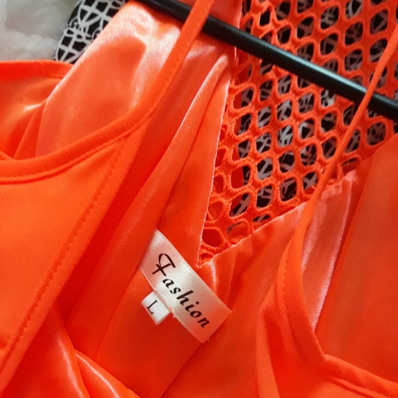 Dress - Picture 2 of 3